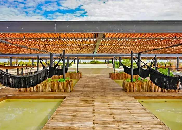 Amplio Y Maravilloso Con Piscina Privada En By Yeah